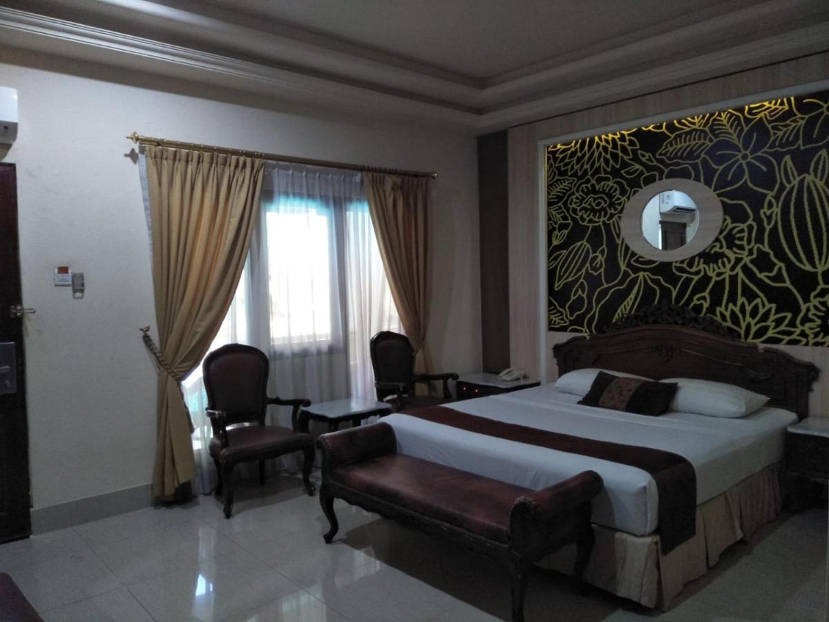 Hotel Indah Palace Yogyakarta Dış mekan fotoğraf