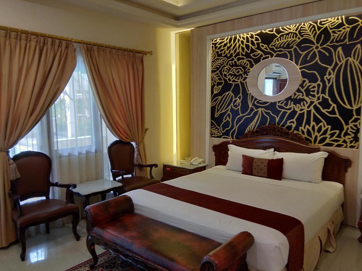 Hotel Indah Palace Yogyakarta Dış mekan fotoğraf