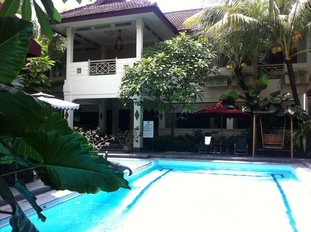 Hotel Indah Palace Yogyakarta Dış mekan fotoğraf
