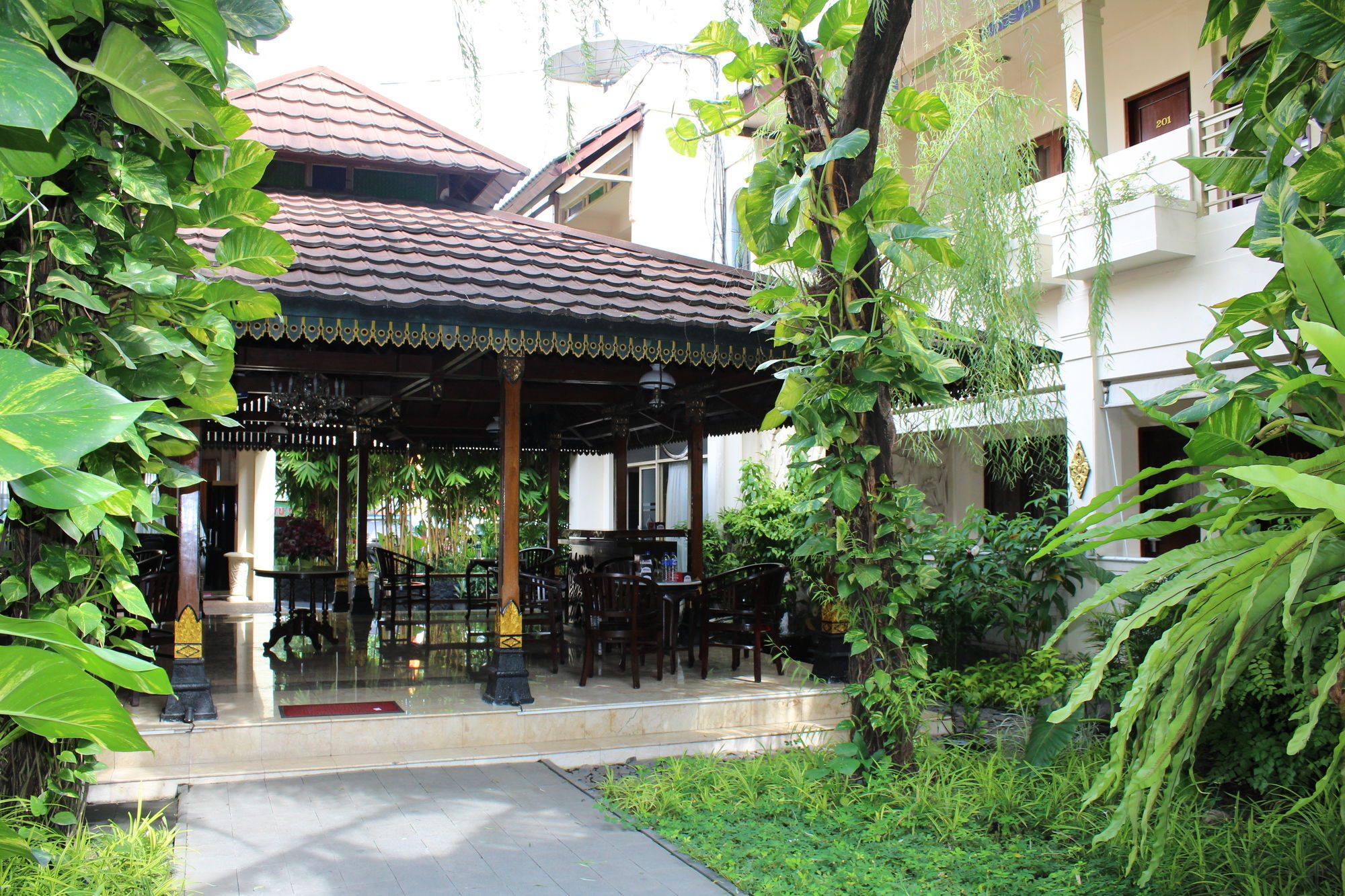 Hotel Indah Palace Yogyakarta Dış mekan fotoğraf