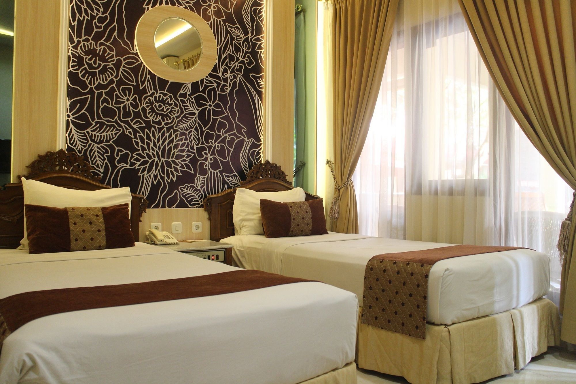 Hotel Indah Palace Yogyakarta Dış mekan fotoğraf